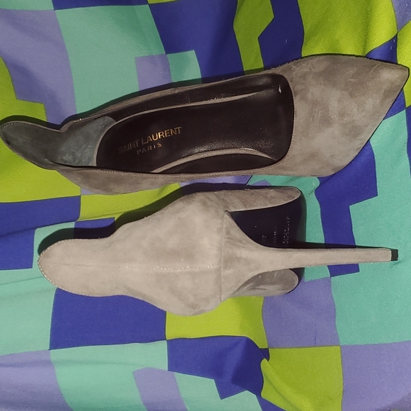 Saint Laurent Paris Pumps - Picture 7 of 9